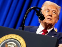 Donald Trump Held Another Million-Dollar ‘Candlelight’ Dinner—With Elon Musk in Tow