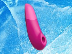 Womanizer Enhance Review: A Clitoral Suction Toy and Vibrator