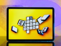 NYT mini crossword answers for April 6, 2025