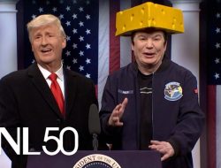SNL cold open addresses Donald Trumps tariffs tanking the stock market